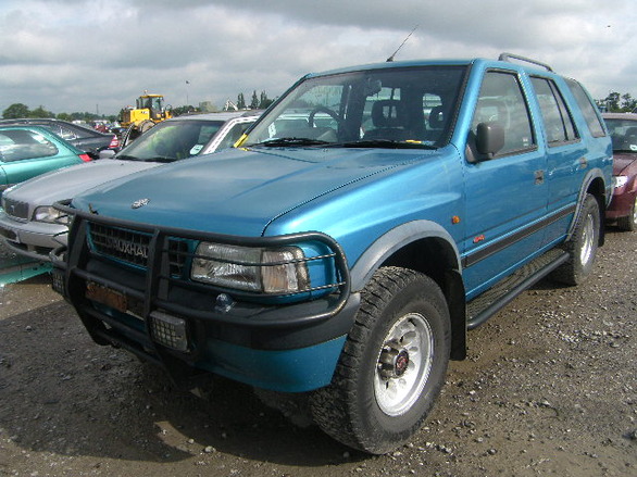 Разборка Opel Frontera  1994 года, голубой металлик (фото 1)